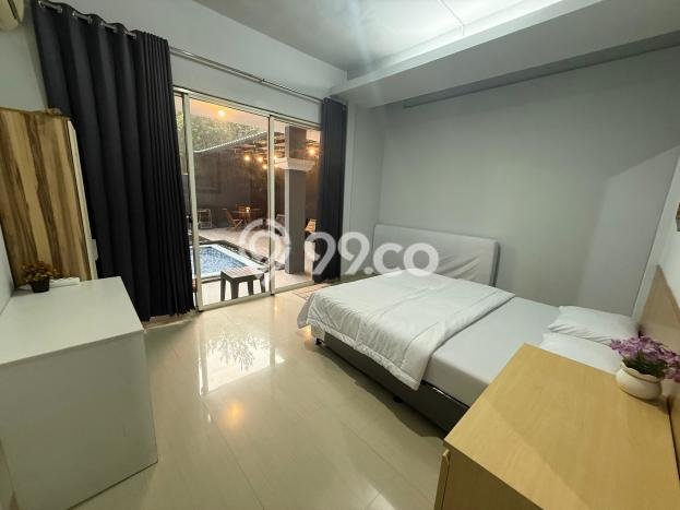 Rumah Mewah LB 400m2 Siap Pakai Desain Elegan di Sentul City, Bogor Rumah Mewah LB 400m2 Siap Pakai Desain Elegan di Sentul City, Bogor