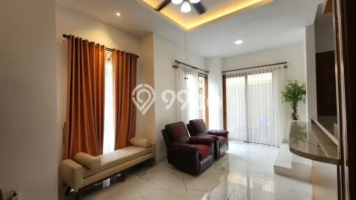 Disewakan! Rumah 2 Kamar Tidur &
3 Kamar Mandi di Sentul City, Bogor Disewakan! Rumah 2 Kamar Tidur &
3 Kamar Mandi di Sentul City, Bogor