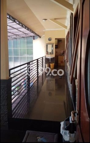 Siap Huni Rumah Mewah 9 Kamar di Cileunyi Dekat ke Mana Pun Siap Huni Rumah Mewah 9 Kamar di Cileunyi Dekat ke Mana Pun