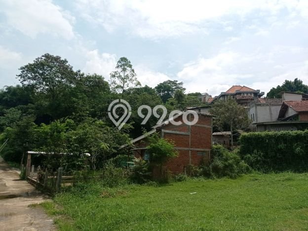 Lahan Dijual Lokasi Strategis di Bandung dengan Luas 124m2 Lahan Dijual Lokasi Strategis di Bandung dengan Luas 124m2