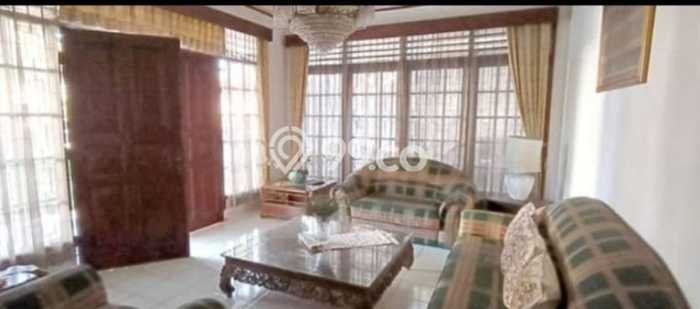 Rumah Elit LB 250m2 Siap Pakai Desain Elegan di Cikutra, Bandung Rumah Elit LB 250m2 Siap Pakai Desain Elegan di Cikutra, Bandung