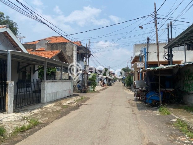 Rumah Mewah dengan 4 Kamar Tidur di Lingkungan Asri Pekalipan, Cirebon Rumah Mewah dengan 4 Kamar Tidur di Lingkungan Asri Pekalipan, Cirebon