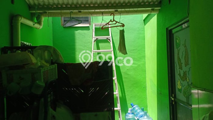 Disewakan! Rumah 3 Kamar Tidur &
2 Kamar Mandi di Cirebon Kota, Cirebon Disewakan! Rumah 3 Kamar Tidur &
2 Kamar Mandi di Cirebon Kota, Cirebon
