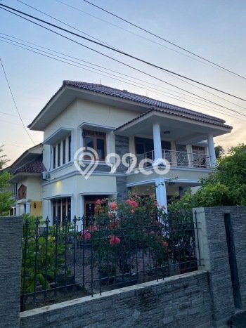 For Sale! Luxury House LT 490m2 Desain Elegan di Cirebon Kota For Sale! Luxury House LT 490m2 Desain Elegan di Cirebon Kota