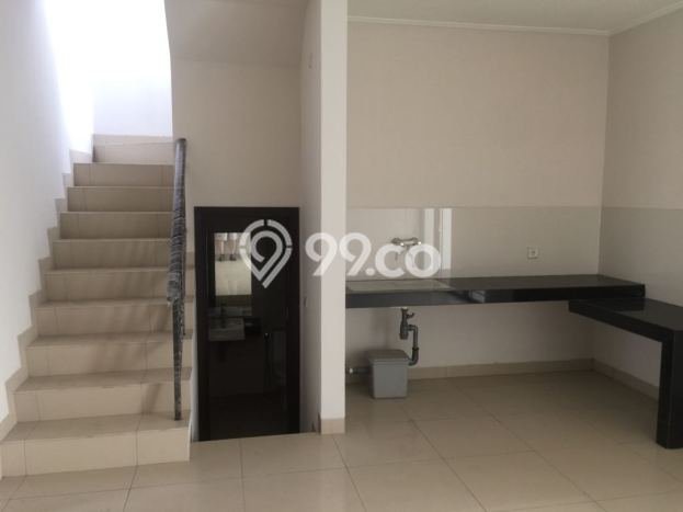 For Sale Hunian Rumah Terawat 4 KT di Green Lake City, Jakarta Barat For Sale Hunian Rumah Terawat 4 KT di Green Lake City, Jakarta Barat