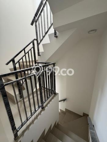 Sewa Rumah Harga Terjangkau di Pantai Indah Kapuk 2 Jakarta Utara dengan 4 KT Sewa Rumah Harga Terjangkau di Pantai Indah Kapuk 2 Jakarta Utara dengan 4 KT