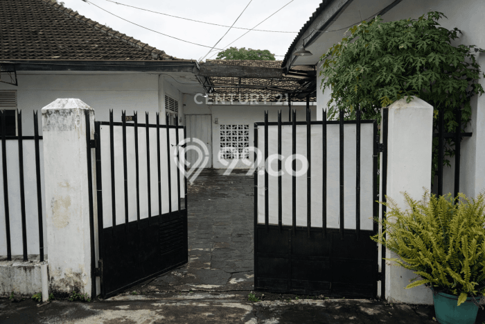 Rumah Mewah Dijual LT 450m2 di Wirobrajan, Yogyakarta Rumah Mewah Dijual LT 450m2 di Wirobrajan, Yogyakarta