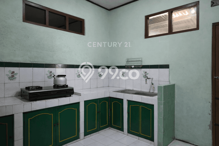 Siap Huni Rumah Mewah 9 Kamar di Umbulharjo Dekat ke Mana Saja Siap Huni Rumah Mewah 9 Kamar di Umbulharjo Dekat ke Mana Saja