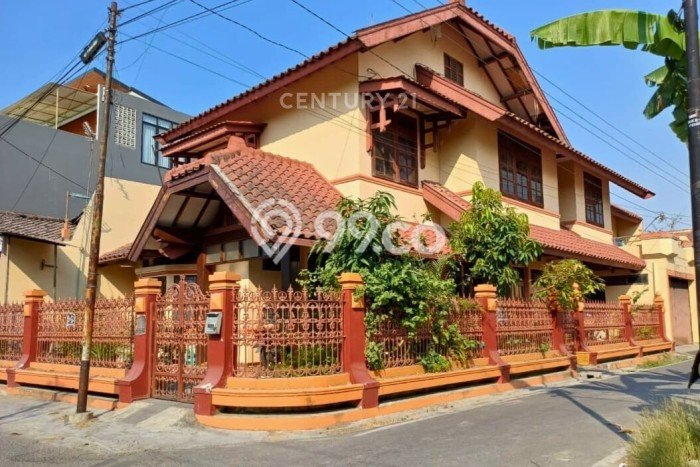 Dijual Rumah Premium dengan Fasilitas Sekitar Komplit di Banjarsari, Surakarta Dijual Rumah Premium dengan Fasilitas Sekitar Komplit di Banjarsari, Surakarta