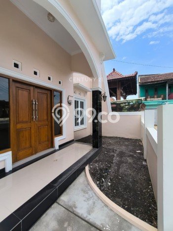 Rumah Modern Cantik 4 KT Bisa Langsung Pindah di Banguntapan Rumah Modern Cantik 4 KT Bisa Langsung Pindah di Banguntapan