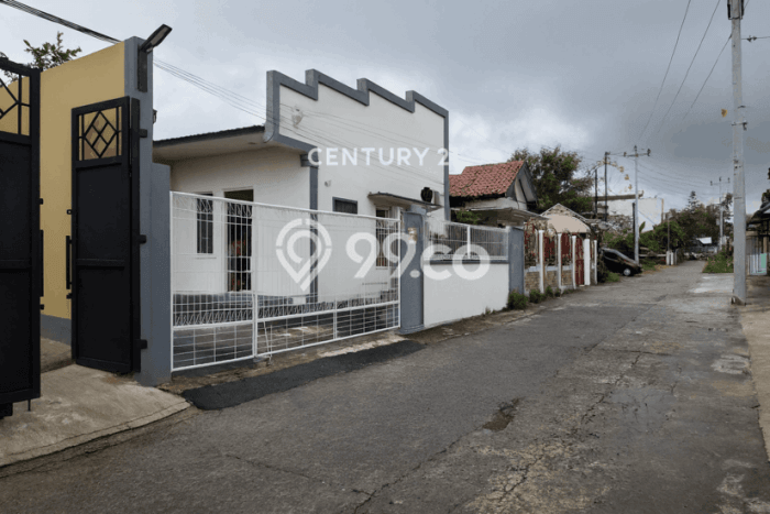 Rumah LB 200m2m² di Pusat Kota Tegalrejo, Yogyakarta - Lokasi Premium Rumah LB 200m2m² di Pusat Kota Tegalrejo, Yogyakarta - Lokasi Premium