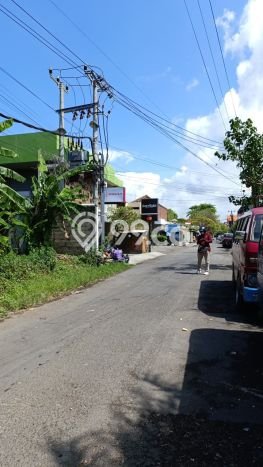 SEWA LAHAN! Tanah Kawasan Kuta, Luas 1005m², Area Komersial SEWA LAHAN! Tanah Kawasan Kuta, Luas 1005m², Area Komersial