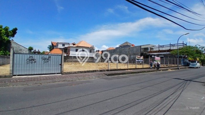 Tanah Dijual Area Strategis di Legian Badung 1600m2 Tanah Dijual Area Strategis di Legian Badung 1600m2