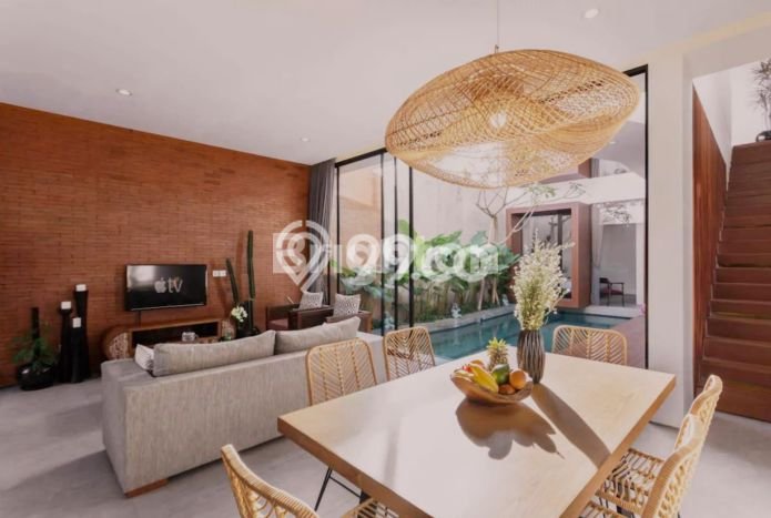 Vila Strategis Kawasan Canggu, Area 200m², Available Sekarang Vila Strategis Kawasan Canggu, Area 200m², Available Sekarang