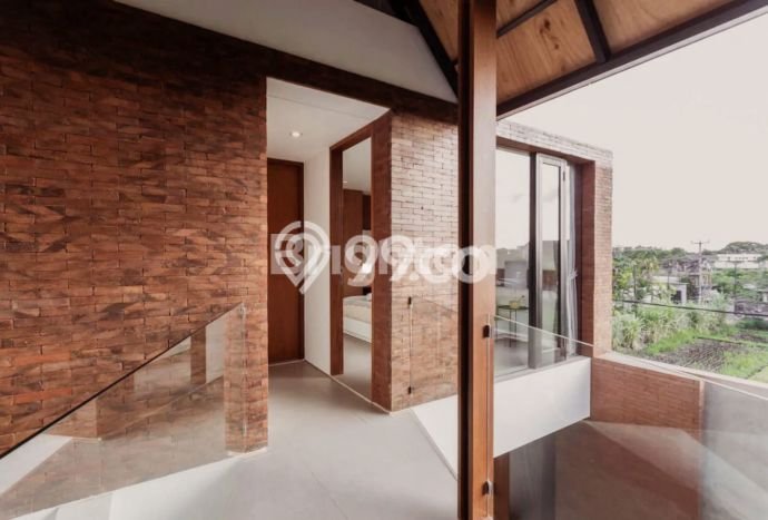 Vila Strategis Kawasan Canggu, Area 200m², Available Sekarang Vila Strategis Kawasan Canggu, Area 200m², Available Sekarang