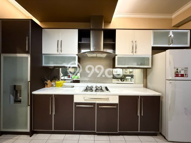 Apartemen Premium Kawasan Mega Kuningan, 2 KM, Luas 180m2m², City View Apartemen Premium Kawasan Mega Kuningan, 2 KM, Luas 180m2m², City View