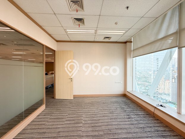 SEWA TERBAIK! Kantor di , Luas 550m2m², Area Utama SEWA TERBAIK! Kantor di , Luas 550m2m², Area Utama