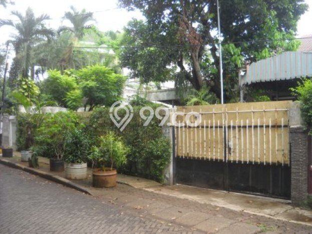 For Sale! Premium House LT 559m2 Desain Elegan di Pegangsaan For Sale! Premium House LT 559m2 Desain Elegan di Pegangsaan