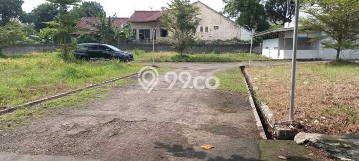 Tanah Dijual Lokasi Strategis di Tangerang dengan Luas 105m2 Tanah Dijual Lokasi Strategis di Tangerang dengan Luas 105m2