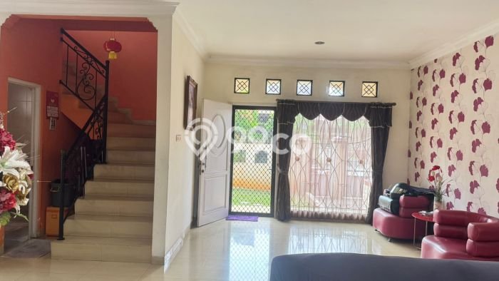 Rumah Luxury Modern Tanpa Renovasi di Metro permata Jakarta Barat Rumah Luxury Modern Tanpa Renovasi di Metro permata Jakarta Barat