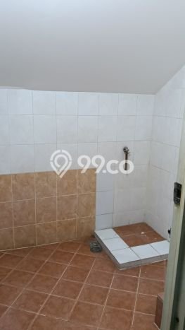 Rumah Luas Asri 5 KT Siap Pakai di Semanan Jakarta Barat Rumah Luas Asri 5 KT Siap Pakai di Semanan Jakarta Barat