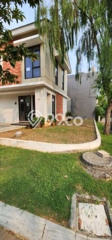 For Sale Rumah 2 Kamar Lokasi Strategis Nyaman dan Strategis di Sepatan For Sale Rumah 2 Kamar Lokasi Strategis Nyaman dan Strategis di Sepatan