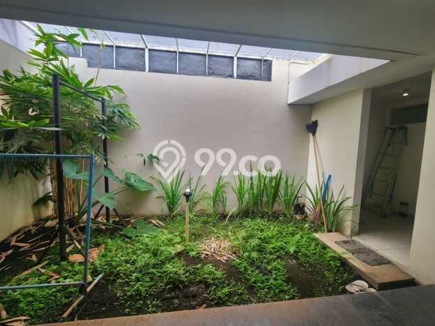 Rumah Strategis Modern Lb 71m2 di Semarang Barat, Semarang Rumah Strategis Modern Lb 71m2 di Semarang Barat, Semarang
