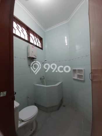 Lokasi terbaik! Rumah siap huni dikontrakkan di Tembalang LB 120m2 Lokasi terbaik! Rumah siap huni dikontrakkan di Tembalang LB 120m2