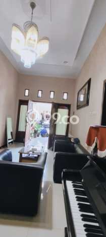 Hunian Cantik Minimalis Lb 350m2 di Banyumanik, Semarang Hunian Cantik Minimalis Lb 350m2 di Banyumanik, Semarang