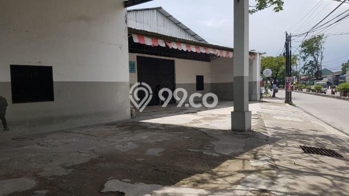 Unit Gudang Dijual di Pedurungan Semarang Luas Tanah 605m2, Luas Bangunan 420m2 Unit Gudang Dijual di Pedurungan Semarang Luas Tanah 605m2, Luas Bangunan 420m2