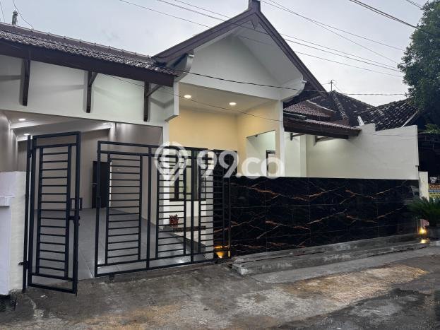 Jual Rumah Strategis Bagus Punya 4 KT di Semarang Barat Semarang SHM Jual Rumah Strategis Bagus Punya 4 KT di Semarang Barat Semarang SHM