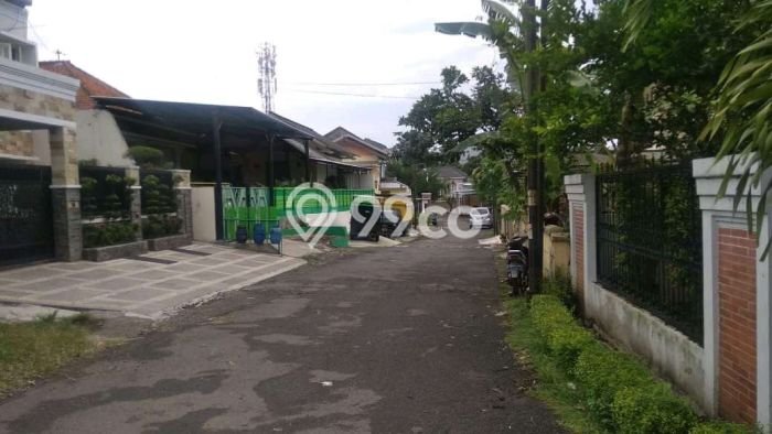 Lahan Strategis di Semarang Barat Dijual dengan Luas 490m2 Lahan Strategis di Semarang Barat Dijual dengan Luas 490m2