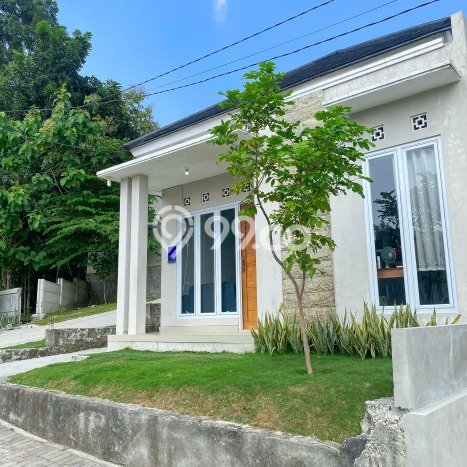 Rumah Modern 2 KT di Sleman Yogyakarta Unfurnished Rumah Modern 2 KT di Sleman Yogyakarta Unfurnished