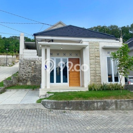 Rumah Modern 2 KT di Sleman Yogyakarta Unfurnished Rumah Modern 2 KT di Sleman Yogyakarta Unfurnished