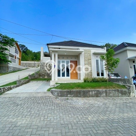 Rumah Modern 2 KT di Sleman Yogyakarta Unfurnished Rumah Modern 2 KT di Sleman Yogyakarta Unfurnished