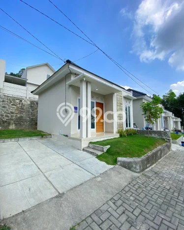 Rumah Strategis Minimalis Lb 38m2 di Mlati, Sleman Rumah Strategis Minimalis Lb 38m2 di Mlati, Sleman