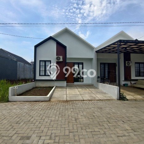 Jual Rumah Strategis Bagus Punya 2 KT di Cibinong Bogor SHM Jual Rumah Strategis Bagus Punya 2 KT di Cibinong Bogor SHM