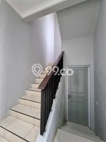 Rumah Sewa Tangerang LT 200m2 LB 250m2 Area BSD Rumah Sewa Tangerang LT 200m2 LB 250m2 Area BSD