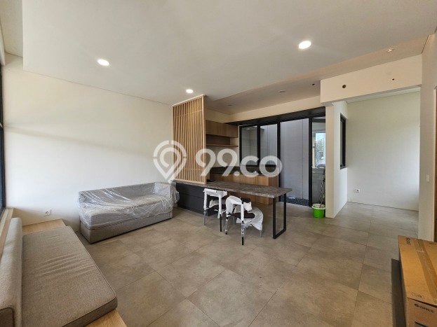 Rumah Mewah LB 86m2 Siap Pakai Desain Elegan di BSD City, Tangerang Rumah Mewah LB 86m2 Siap Pakai Desain Elegan di BSD City, Tangerang
