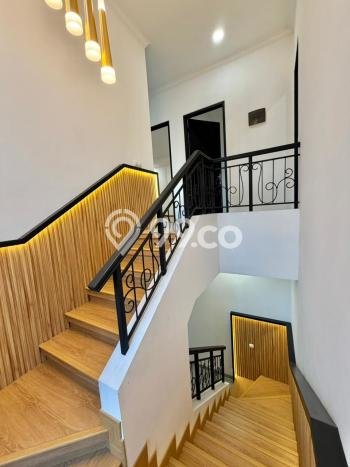 Jual Rumah Luas Elegan Dengan View Eksklusif di BSD, Tangerang Jual Rumah Luas Elegan Dengan View Eksklusif di BSD, Tangerang