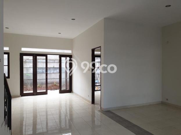 Rumah Elit Modern Siap Huni di Lebak Bulus Jakarta Selatan Rumah Elit Modern Siap Huni di Lebak Bulus Jakarta Selatan