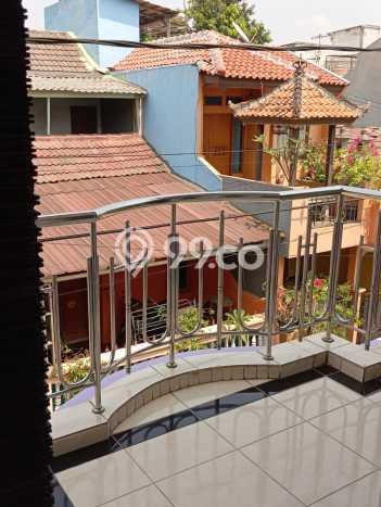 Jual Rumah Bagus Siap Huni LB 150m2 di Bekasi Barat, Bekasi Jual Rumah Bagus Siap Huni LB 150m2 di Bekasi Barat, Bekasi