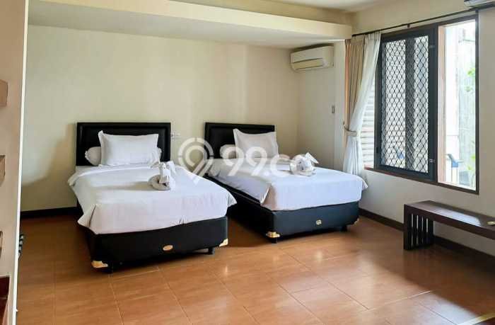 LOKASI STRATEGIS! Vila Kawasan , Luas 1300m2m², Lingkungan Strategis LOKASI STRATEGIS! Vila Kawasan , Luas 1300m2m², Lingkungan Strategis