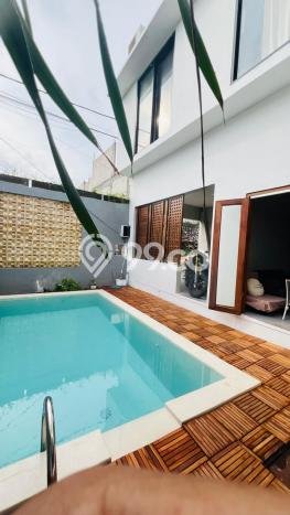 Dijual! Vila Kawasan , Ukuran 100m2m², Lokasi Strategis Dijual! Vila Kawasan , Ukuran 100m2m², Lokasi Strategis