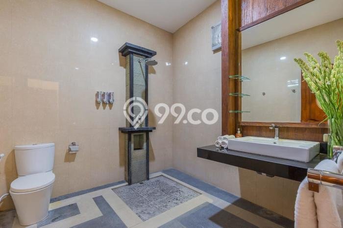 Properti Berkualitas! Vila di , Area 570m2m², Kondisi Prima Properti Berkualitas! Vila di , Area 570m2m², Kondisi Prima