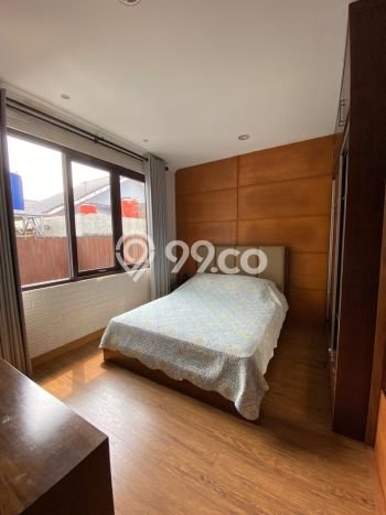Hunian Elit LB 255m2 Siap Huni Desain Elegan di Sektor 7-Bintaro, Tangerang Selatan Hunian Elit LB 255m2 Siap Huni Desain Elegan di Sektor 7-Bintaro, Tangerang Selatan
