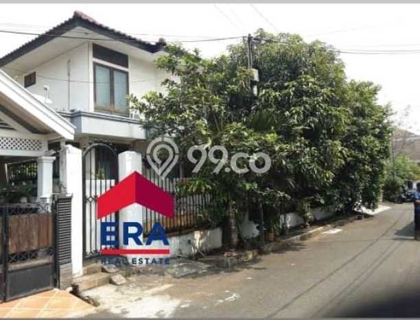 Rumah Elit LB 260m2 Siap Huni Desain Elegan di Taman Meruya, Jakarta Barat Rumah Elit LB 260m2 Siap Huni Desain Elegan di Taman Meruya, Jakarta Barat