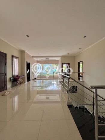 Rumah Eksklusif Dijual LT 376m2 di Karawaci, Tangerang Rumah Eksklusif Dijual LT 376m2 di Karawaci, Tangerang