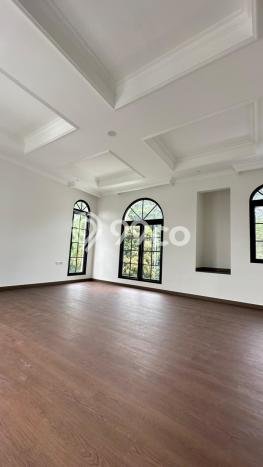Dijual Rumah Luas Elegan Dengan View Eksklusif di BSD The Green, Tangerang Dijual Rumah Luas Elegan Dengan View Eksklusif di BSD The Green, Tangerang
