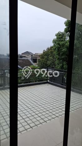 Dijual Rumah Strategis Bagus Punya 4 KT di Serpong Utara Tangerang Selatan SHM Dijual Rumah Strategis Bagus Punya 4 KT di Serpong Utara Tangerang Selatan SHM